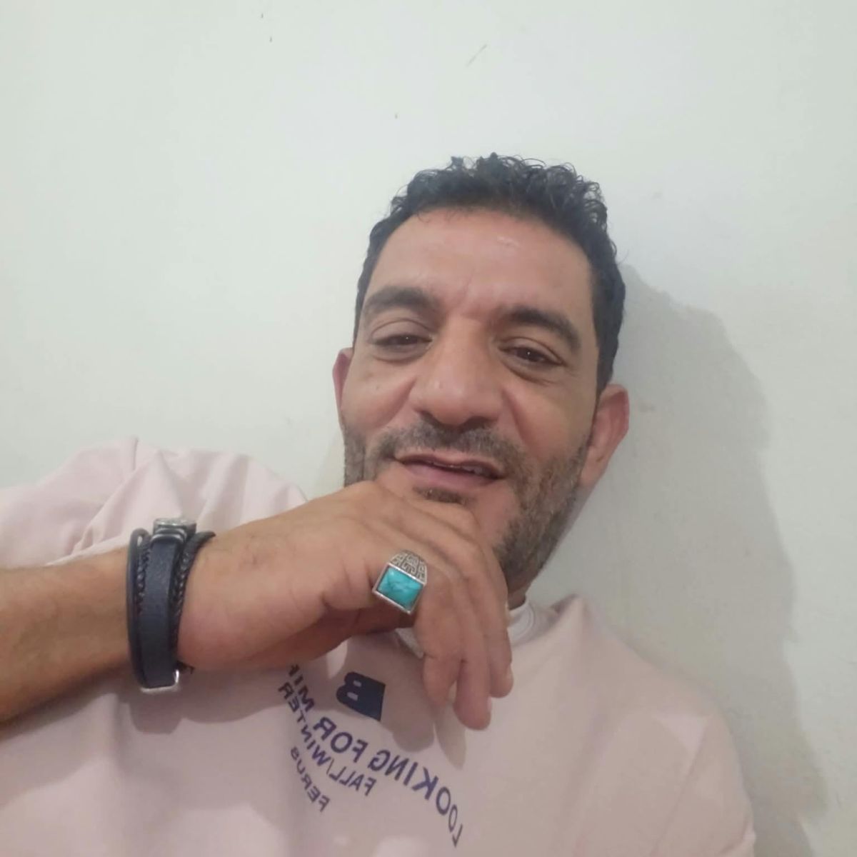 ايمن